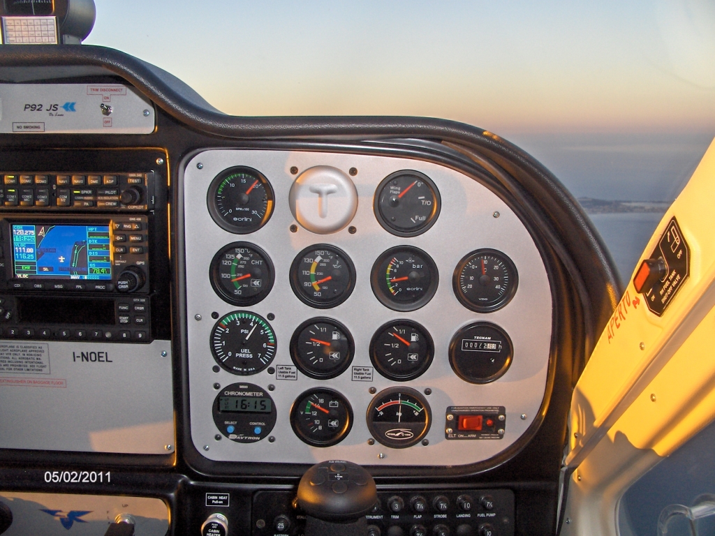 Aeroclub dello stretto foto La Flotta TECNAM P92 I-NOEL 8